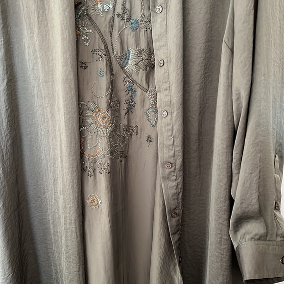 Statement piece - Picture 9 of 10